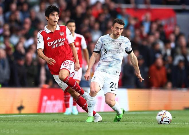 爱游戏平台-关于德国杯集结日走向成谜；克里夫兰骑士迎来里程碑；话题不断；年轻球员得到机会的信息